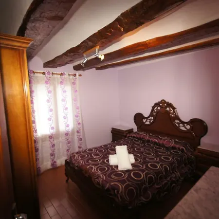 Holiday home Ochenta Y Ocho Sesue