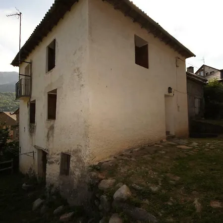 Holiday home Ochenta Y Ocho Sesue