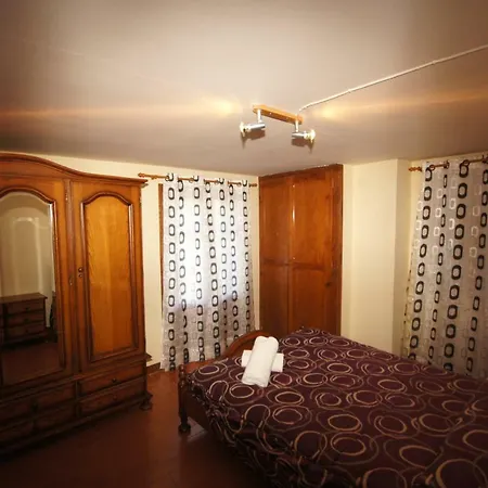 Holiday home Ochenta Y Ocho Sesue